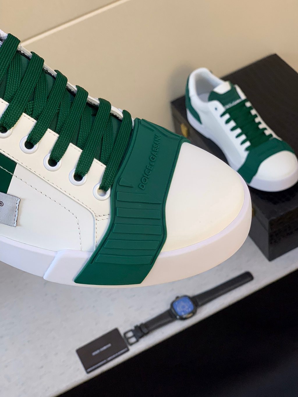D*G sneaker